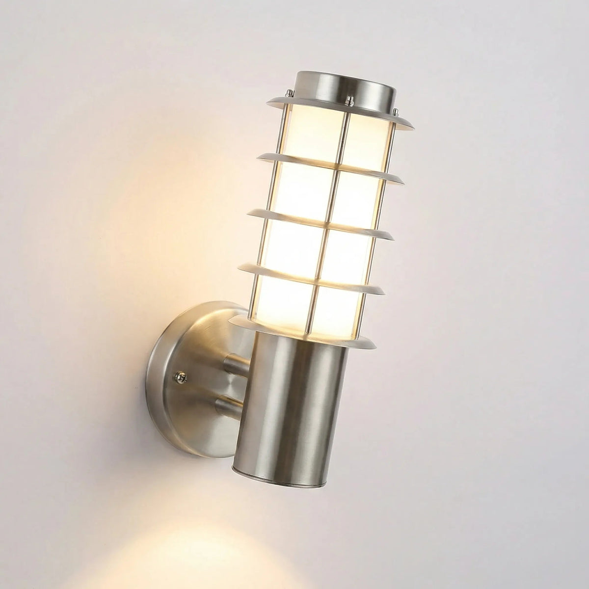 Kinkiet Zewnętrzny LED z Czujnikiem Ruchu w Stali Nierdzewnej – Nowoczesny Srebrny Design