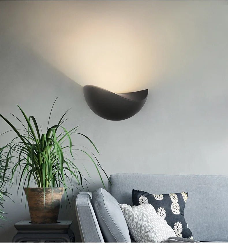 Elegancki Minimalistyczny Kinkiet LED Ścienny do Sypialni