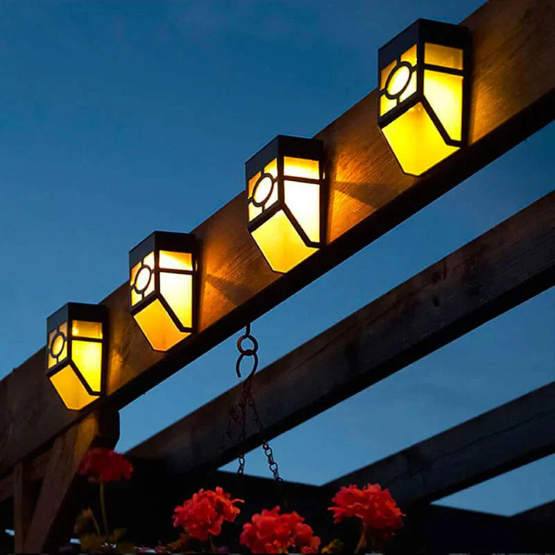 Solarny Kinkiet Ogrodowy LED, IP44, Automatyczne Włączanie, Kolor Światła Biały, Ciepły lub RGB