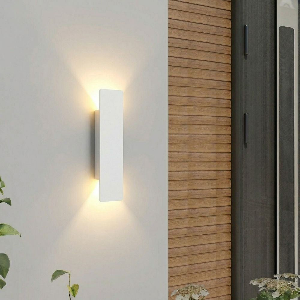 Nowoczesna Lampa Ścienna LED do Ogrodu i Tarasu