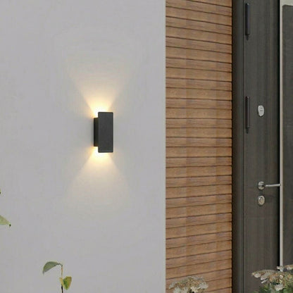 Nowoczesna Lampa Ścienna LED do Ogrodu i Tarasu