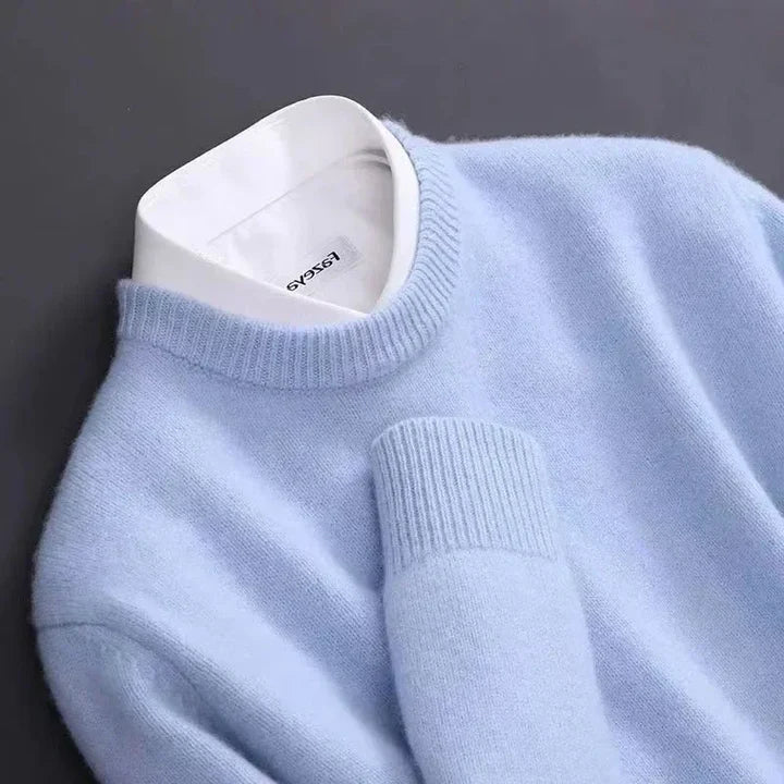 Klasyczny sweter męski z kaszmiru premium – luksusowa dzianina dla wymagającego mężczyzny – idealna na stylowy odpoczynek i wyjątkowy komfort każdego dnia
