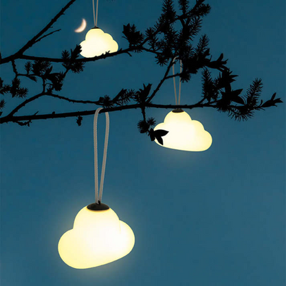 Lampa ogrodowa LED w kształcie chmury – mlecznobiała z metalu i akrylu