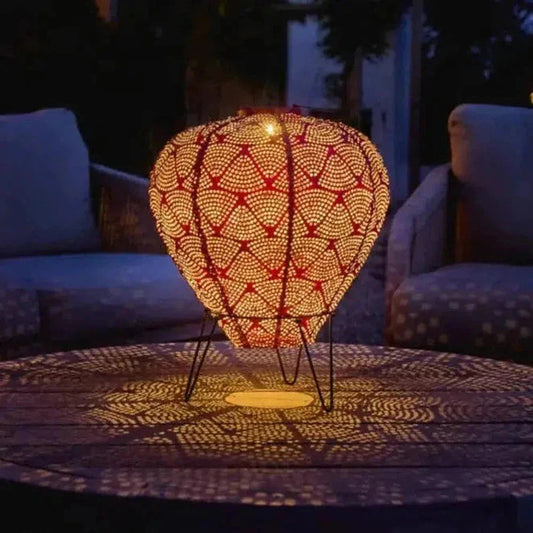 Lampa Ogrodowa Słoneczna w Kształcie Balonu – Metalowe Oświetlenie Zewnętrzne z Automatycznym Włączaniem, 26 cm x 30 cm