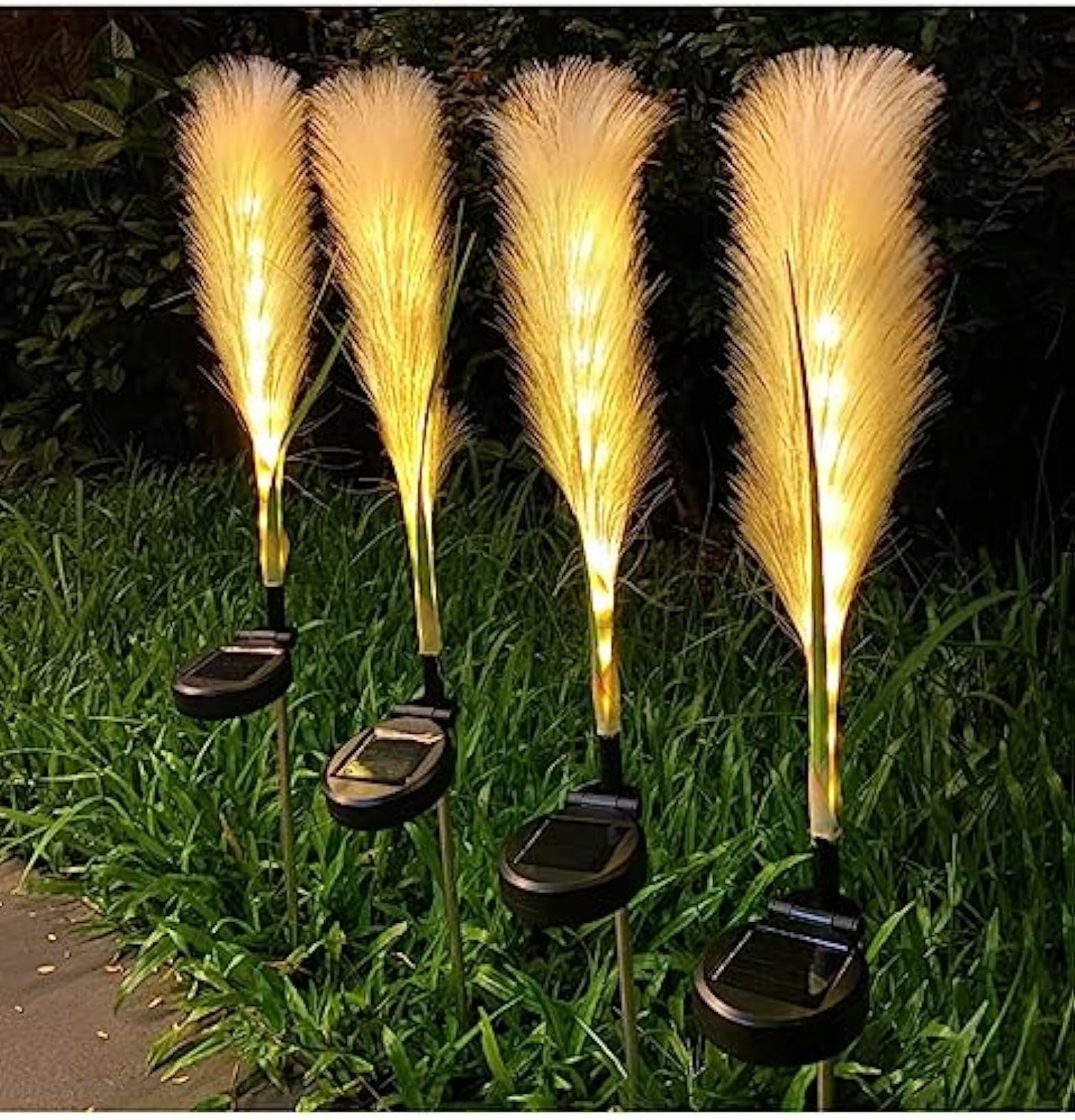 Lampa Ogrodowa Solarna z Trzciny – 4 Sztuki, Naturalny Design do Ogrodu, Automatyczne Włączanie, Odporna na Warunki Atmosferyczne