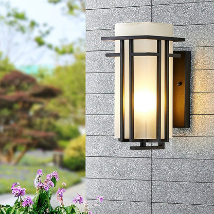 Zewnętrzna lampa drzwiowa Linden z żelaza i szkła – styl retro