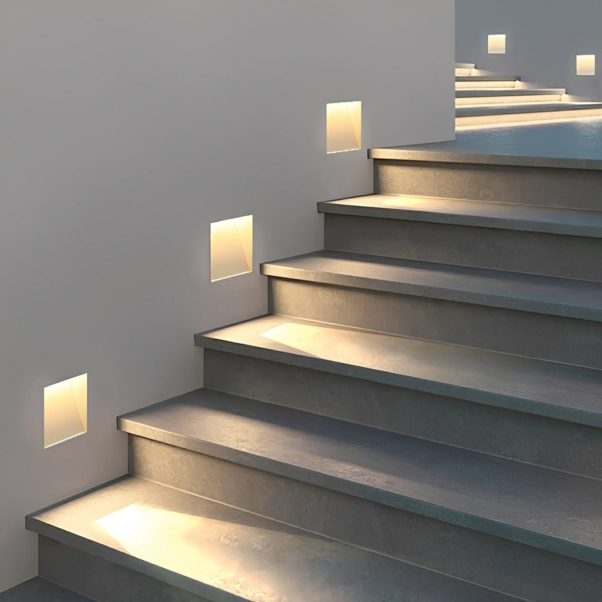 Minimalistyczne Kinkiety Ścienne LED z Czujnikiem Ruchu do Sypialni i Salonu