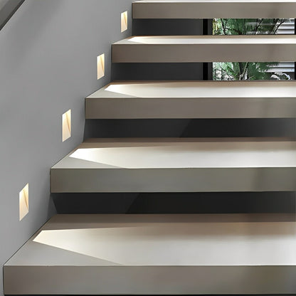 Minimalistyczne Kinkiety Ścienne LED z Czujnikiem Ruchu do Sypialni i Salonu