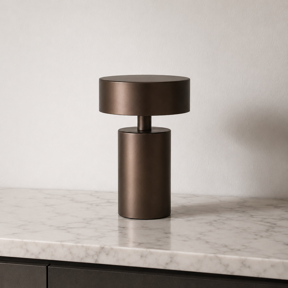 Mona | Elegancka Bezprzewodowa Lampa Stołowa LED do Sypialni i Salonu