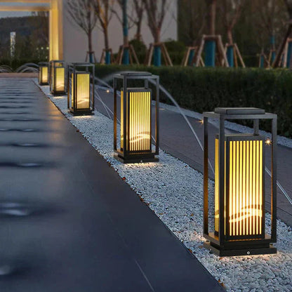 Nowoczesna lampa ogrodowa LED zasilana energią słoneczną, żelazo i akryl, oświetlenie ogrodowe