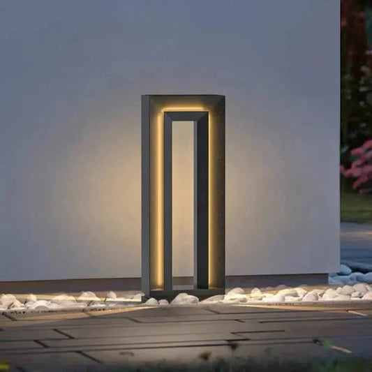 Nowoczesna Latarnia Ogrodowa LED z Stali Nierdzewnej – Eleganckie Oświetlenie Ścieżek i Ogrodów, Wys. 62 cm