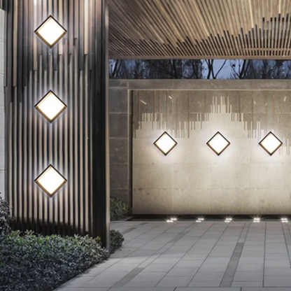 Nowoczesny Kinkiet Zewnętrzny IP65 z Czujnikiem Ruchu – Aluminium, Ciepła Biała Barwa Światła, Minimalistyczny Design