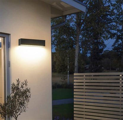 Nowoczesna lampa ścienna LED Luminous Bar do zastosowań użytkowych – aluminium, szkło użytkowe, 3 rozmiary