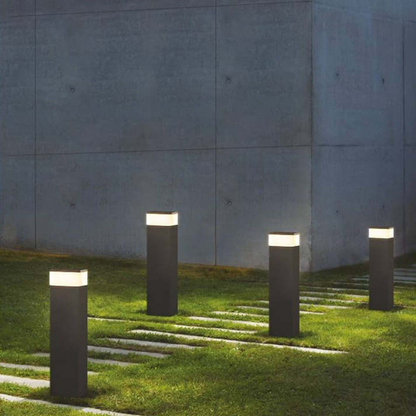 Prostokątna Lampa Zewnętrzna LED z Metalową Ramą – Nowoczesna Lampa Zewnętrzna Solarna do Ogrodu i Tarasu