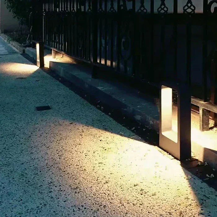 Zewnętrzna lampa naziemna LED z odporną na warunki atmosferyczne obudową aluminiową – nowoczesny, minimalistyczny design